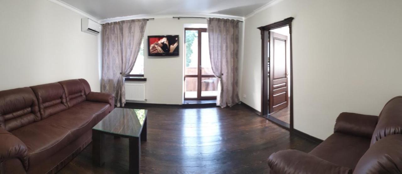 Бажане Місце Appartement Kamjanets-Podilsky Buitenkant foto
