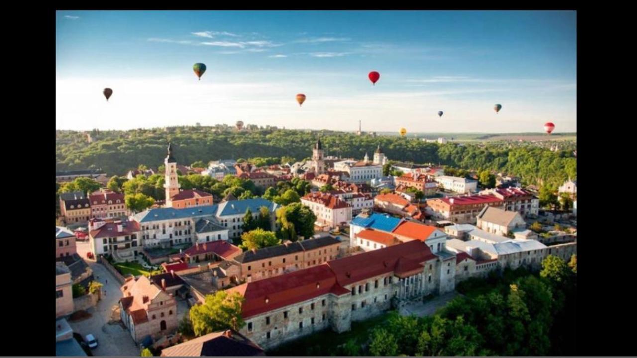 Бажане Місце Appartement Kamjanets-Podilsky Buitenkant foto