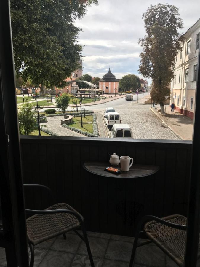Бажане Місце Appartement Kamjanets-Podilsky Buitenkant foto