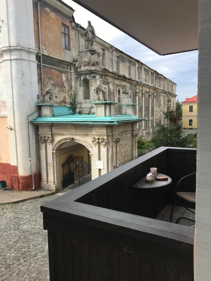 Бажане Місце Appartement Kamjanets-Podilsky Buitenkant foto
