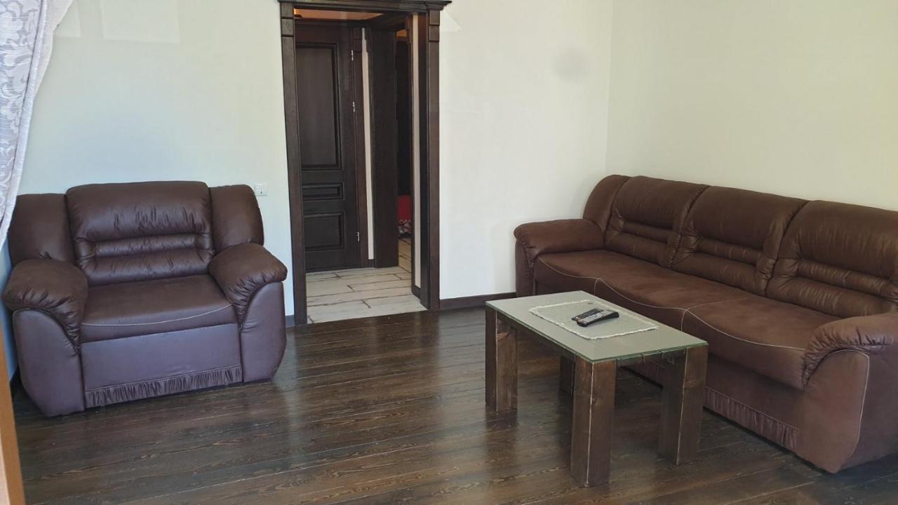 Бажане Місце Appartement Kamjanets-Podilsky Buitenkant foto