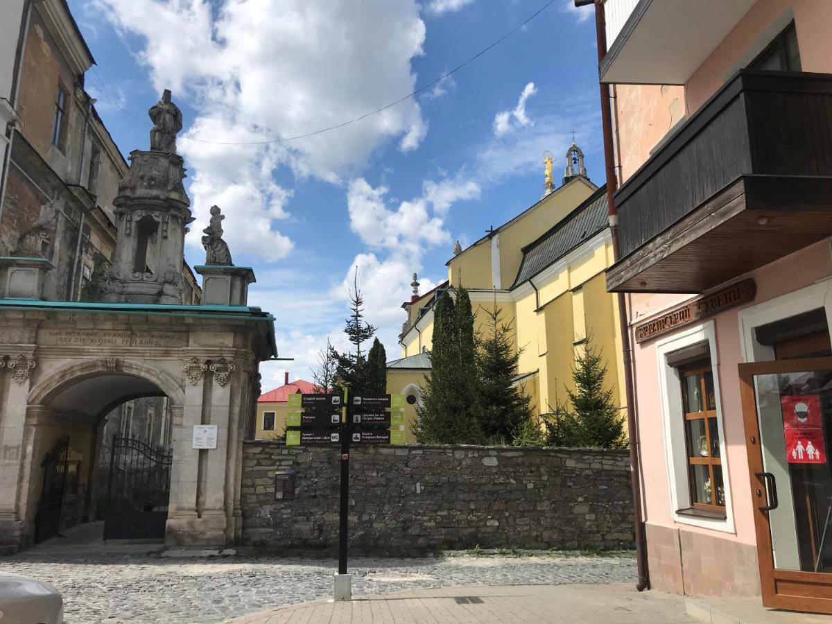 Бажане Місце Appartement Kamjanets-Podilsky Buitenkant foto